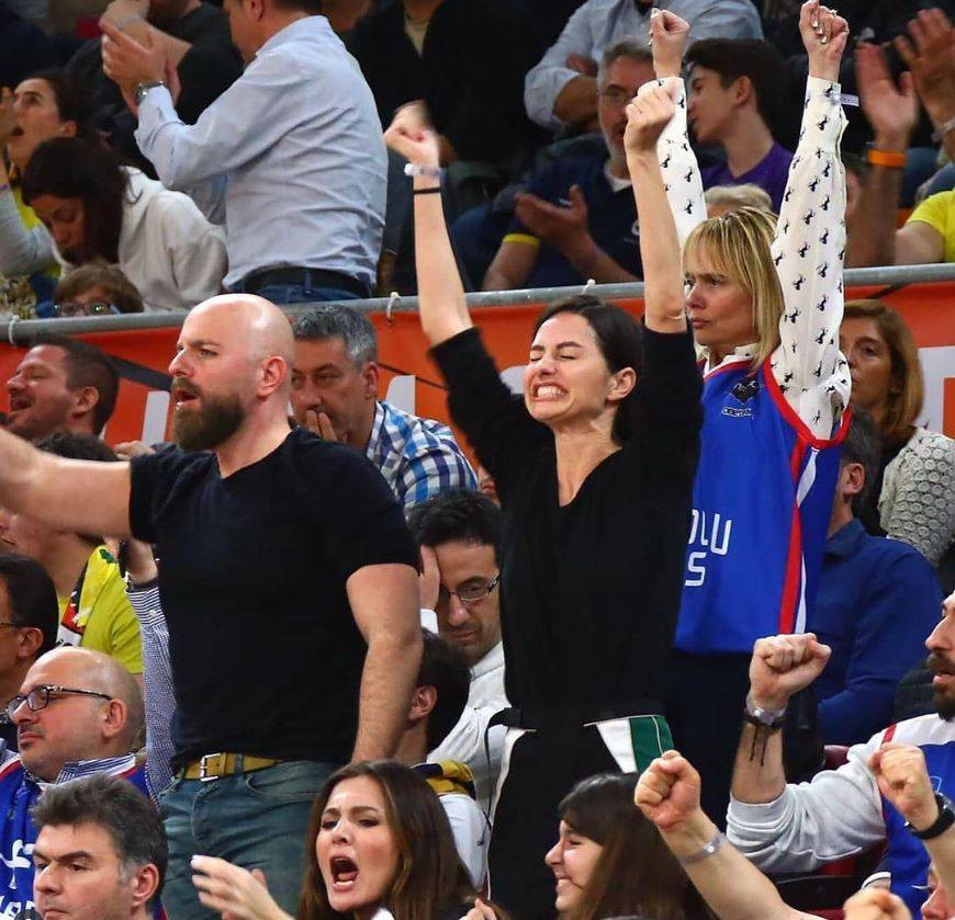 Sosyetenin gözde çifti boşandı: Yasemin Özilhan’dan ‘İhanet’ açıklaması! Magazin dünyası şokta - Resim: 28